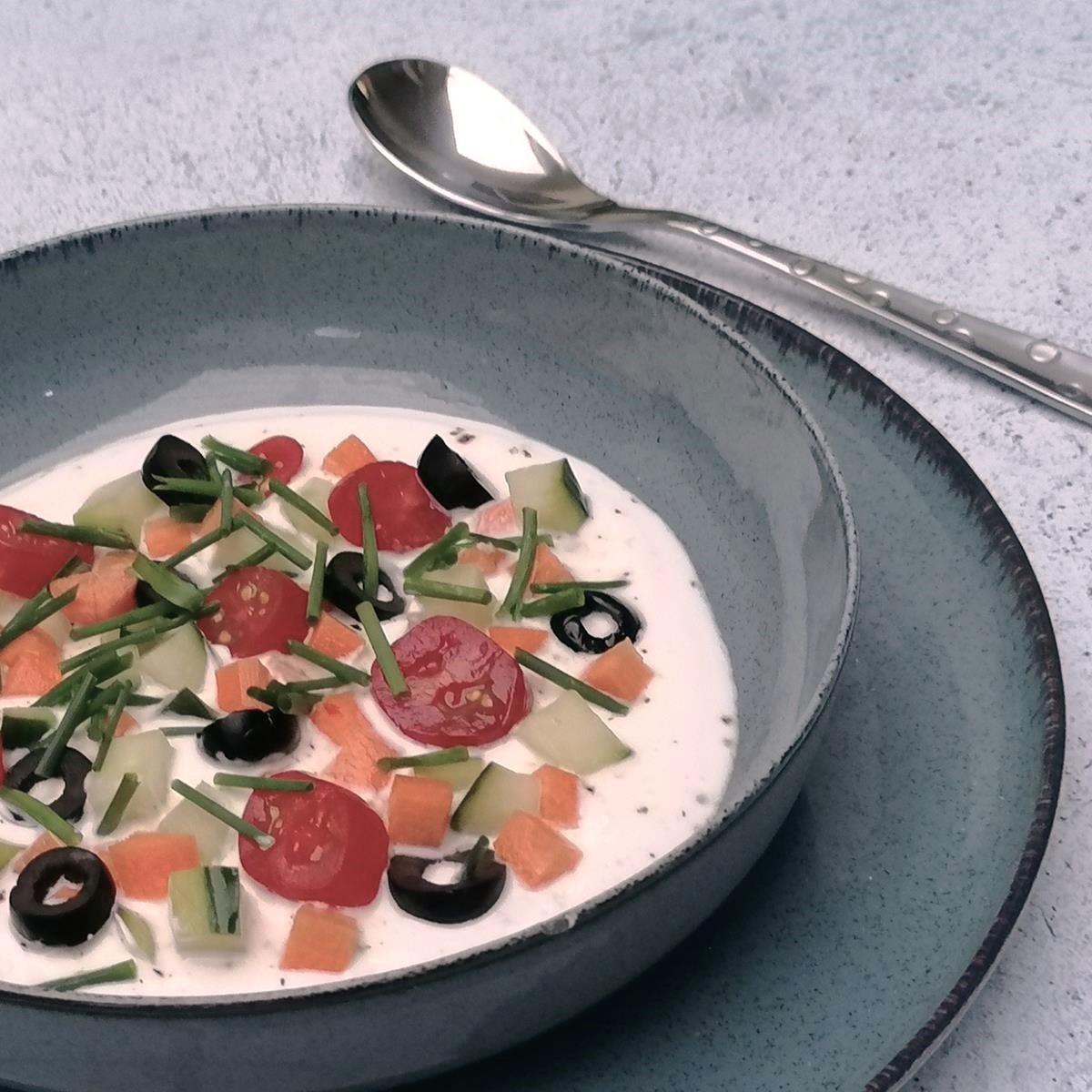Lire la suite à propos de l’article Crudités au fromage blanc et aux herbes