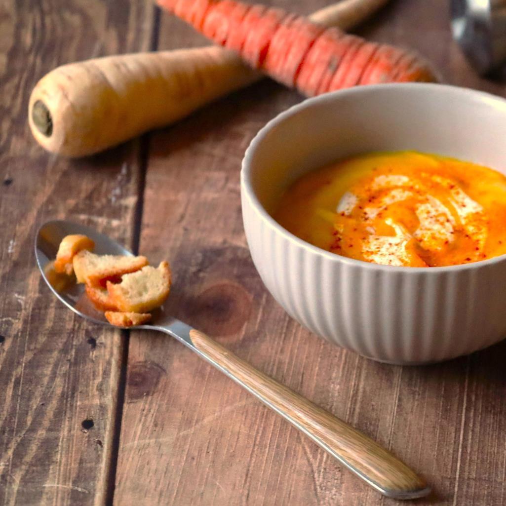 Lire la suite à propos de l’article Velouté de panais et carottes épicé