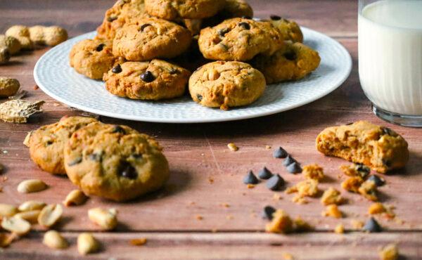 cookies aux cacahuètes et pépites de chocolat noir réduits en sucre