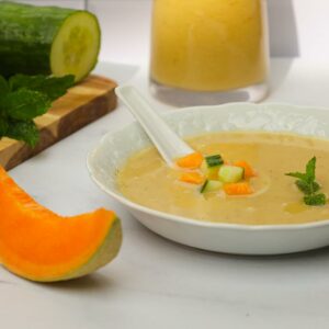 Gaspacho de melon et concombre à la menthe