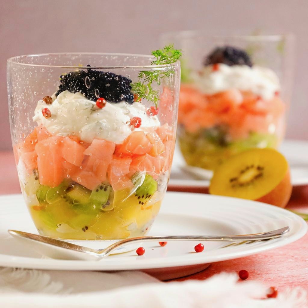 Lire la suite à propos de l’article Verrine de kiwis au saumon fumé