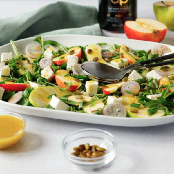 Roquette aux pommes et à la feta, sauce érable
