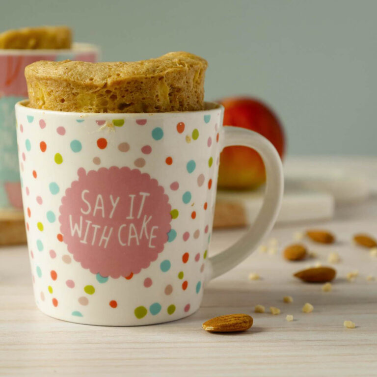 Mugcake pomme, amande et rhum