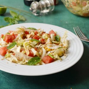 Salade de chou chinois, pastèque et concombre