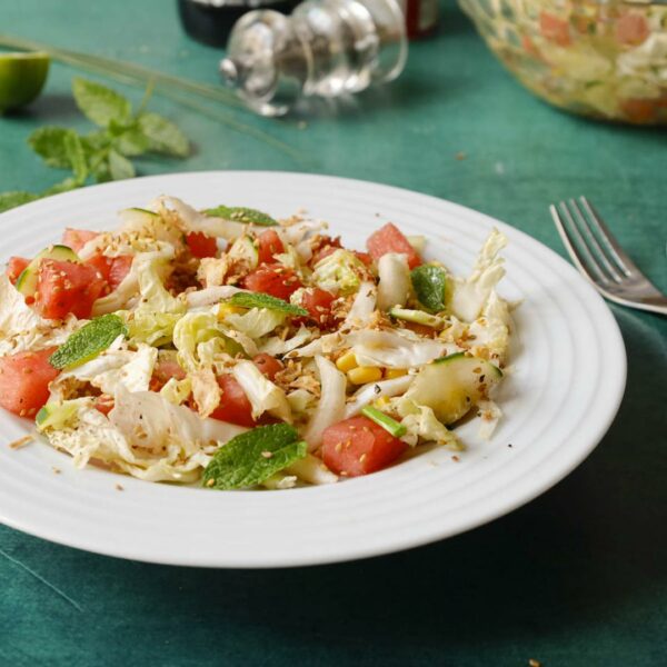 Salade de chou chinois, pastèque et concombre
