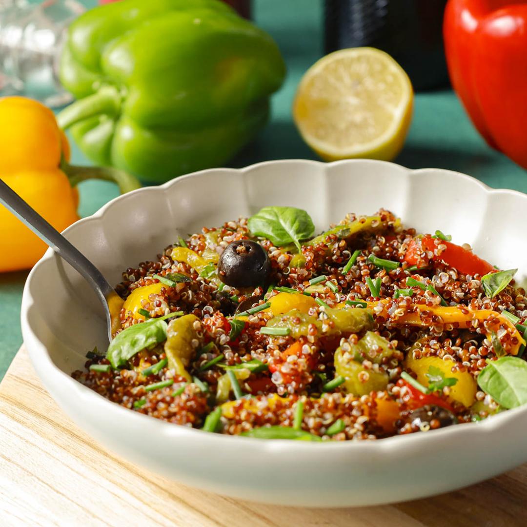 Lire la suite à propos de l’article Quinoa rouge aux poivrons rôtis
