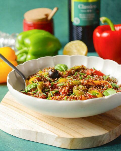 Quinoa rouge aux poivrons rôtis
